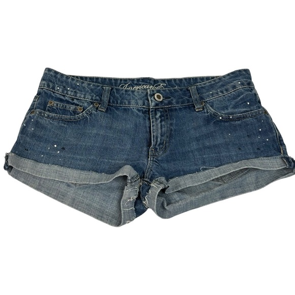 American Eagle Rolled Cuff Denim Cut Off Shorts Size 8 Tiny Paint Drops Raw Hem - Picture 3 of 9